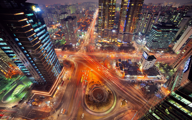 City night traffic lights holography free wallpaper for desktop - medium preview image