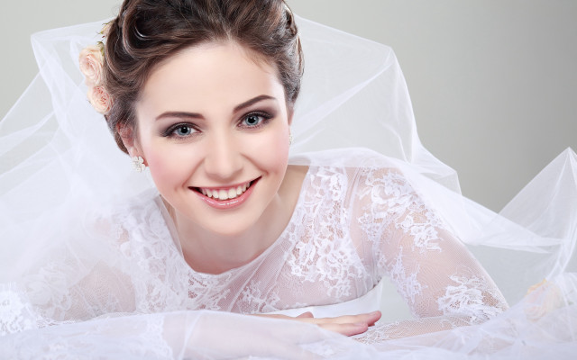 Bride smiling in white dress free wallpaper for desktop - medium preview image