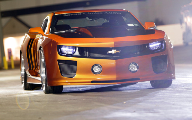 Car street hood lights headlights free wallpaper for desktop - medium preview image