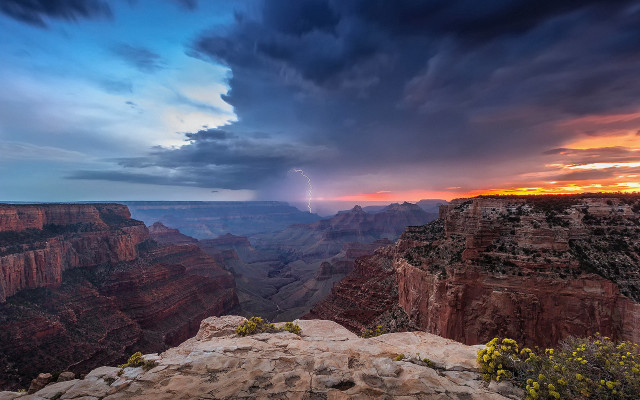 Canyon storm lightning matte dramatic free wallpaper for desktop - medium preview image
