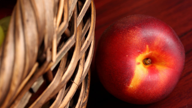 Basket red apple green apple free wallpaper for desktop - medium preview image