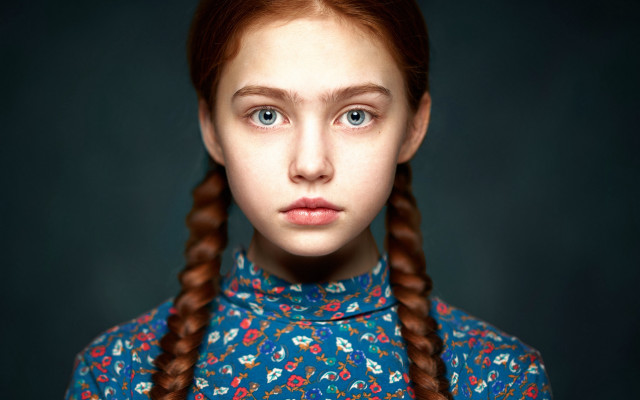 Anka zhuravleva braid blue shirt free wallpaper for desktop - medium preview image