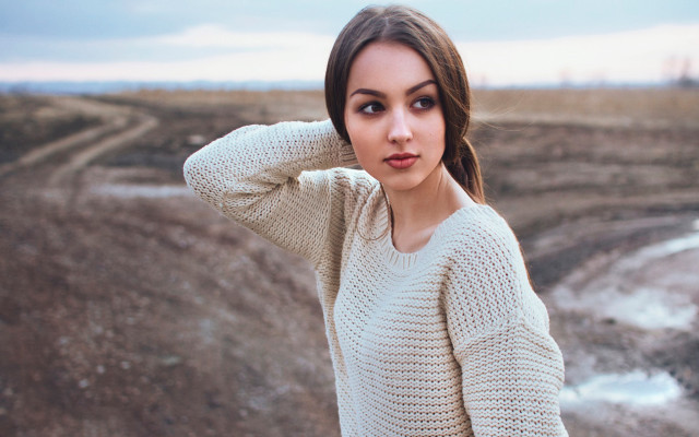 Woman sweater field dirt road free wallpaper for desktop - medium preview image
