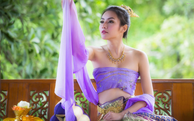 Purple dress bench scarf fang free wallpaper for desktop - medium preview image