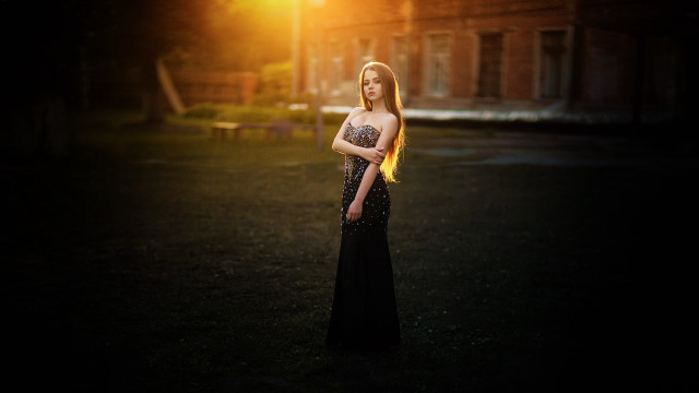 Gothic portrait woman sunset blonde free wallpaper for desktop - medium preview image