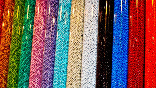 Plastic wrappers kinetic pointillism pastel free wallpaper for desktop - medium preview image