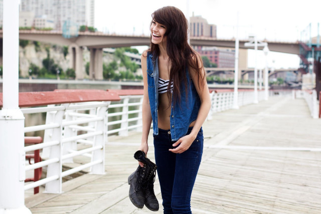 Woman pier shoes hat smile free wallpaper for desktop - medium preview image