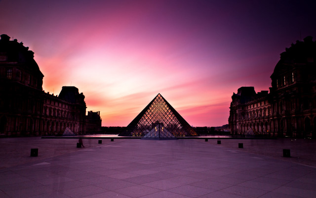 Pyramid sunset pink sky cityscape free wallpaper for desktop - medium preview image