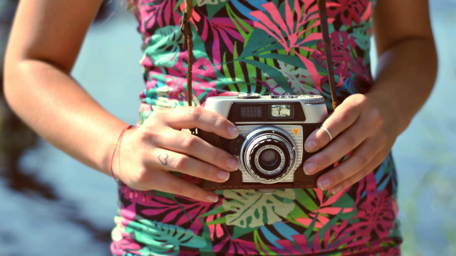 Woman camera flowered dress water free wallpaper for desktop - medium preview image