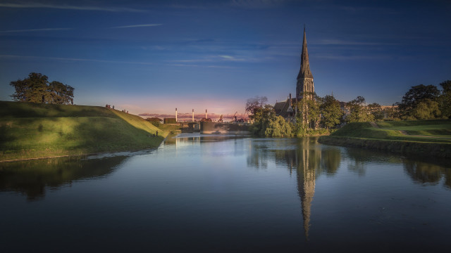 River church sunset tiltshift award free wallpaper for desktop - medium preview image