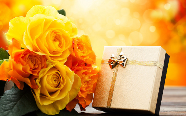 Yellow roses gift bouquet autumn free wallpaper for desktop - medium preview image