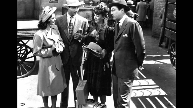 Group people sidewalk city horse free wallpaper for desktop - medium preview image