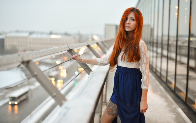 Red haired woman balcony city free wallpaper for desktop - medium preview image
