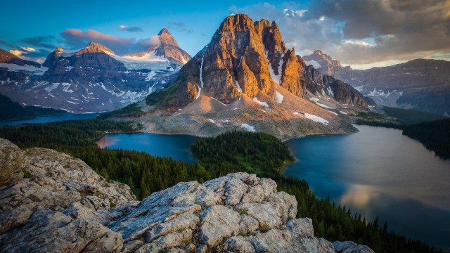 Mountain lake forest sky water free wallpaper for desktop - medium preview image