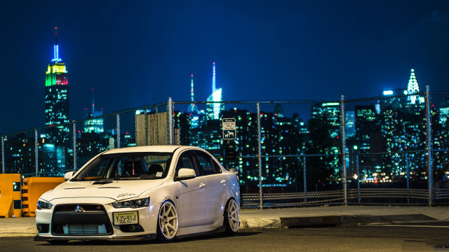 White car city skyline night #5 free wallpaper for desktop - medium preview image