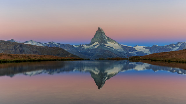Mountain range reflection sunset pink #4 free wallpaper for desktop - medium preview image