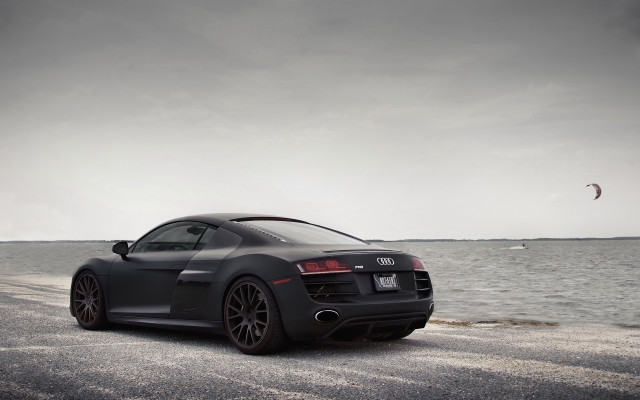 Black sports car ocean kite free wallpaper for desktop - medium preview image