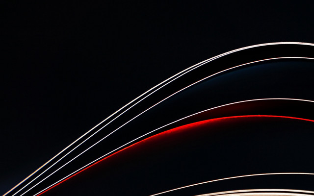 Long exposure streetlight redlight abstract free wallpaper for desktop - medium preview image