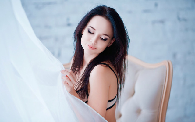 Elina karimova fashion portrait blurry free wallpaper for desktop - medium preview image