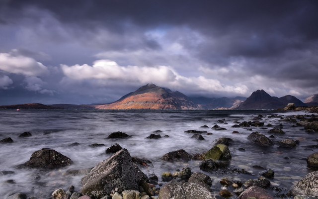 Rocky beach mountain water ruins free wallpaper for desktop - medium preview image