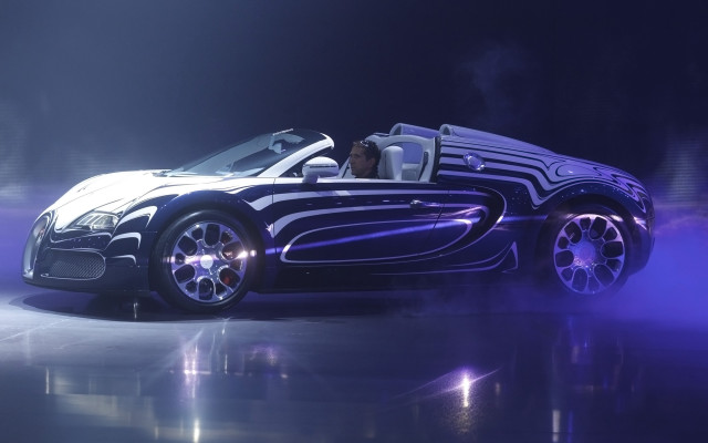 Car man stage purple light free wallpaper for desktop - medium preview image