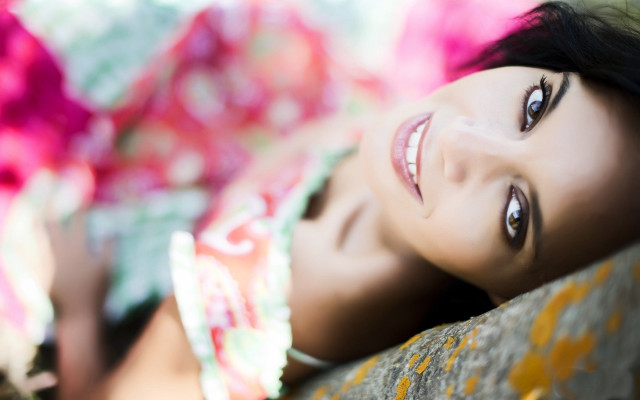 Woman laying rock araceli gilbert free wallpaper for desktop - medium preview image