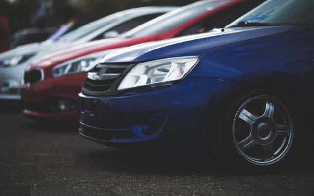 Parked cars parking lot person free wallpaper for desktop - medium preview image