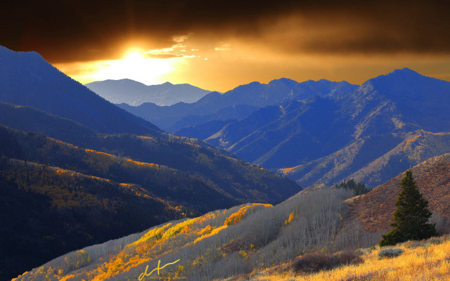 Mountain sunset trees autumn city free wallpaper for desktop - medium preview image