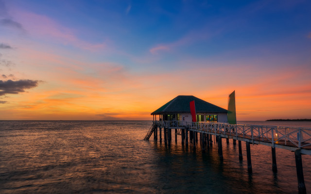Pier hut sunset boat city free wallpaper for desktop - medium preview image