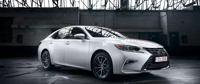 White car garage toyota sign free wallpaper for desktop - medium preview image