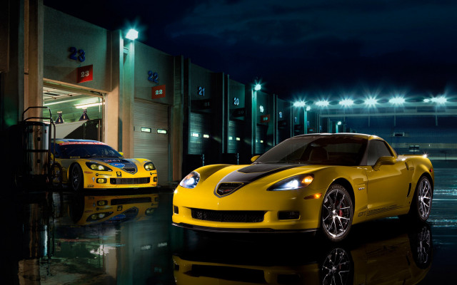 Yellow sports car night reflection free wallpaper for desktop - medium preview image