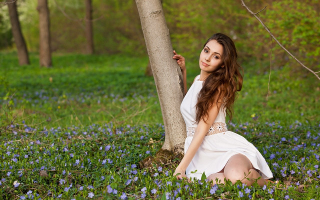 Woman white dress sitting blue free wallpaper for desktop - medium preview image
