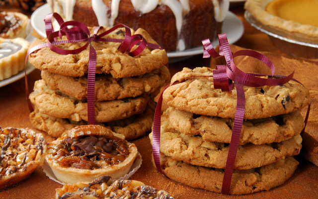 Cookies pastries cake pies food free wallpaper for desktop - medium preview image