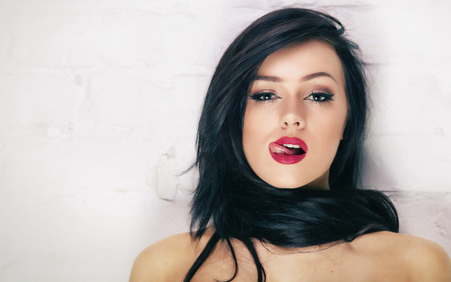 Woman black hair red lipstick free wallpaper for desktop - medium preview image