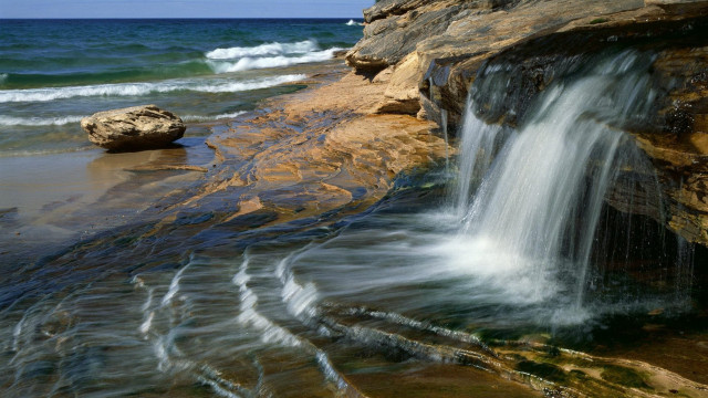 Waterfall rocks ocean beach waves free wallpaper for desktop - medium preview image