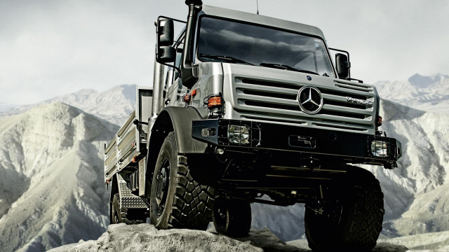 Mercedes benz hyperrealism military mountain free wallpaper for desktop - medium preview image
