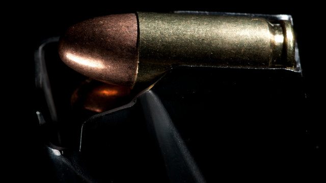 Gold hairdryer macro precisionism black free wallpaper for desktop - medium preview image