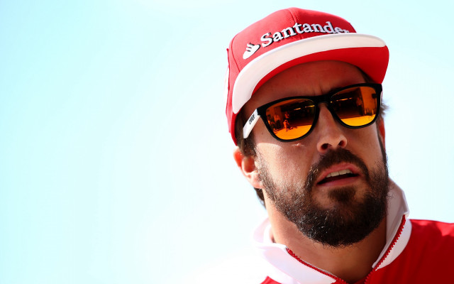 Man red white hat sunglasses free wallpaper for desktop - medium preview image