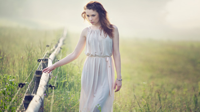 Woman white dress fence field free wallpaper for desktop - medium preview image