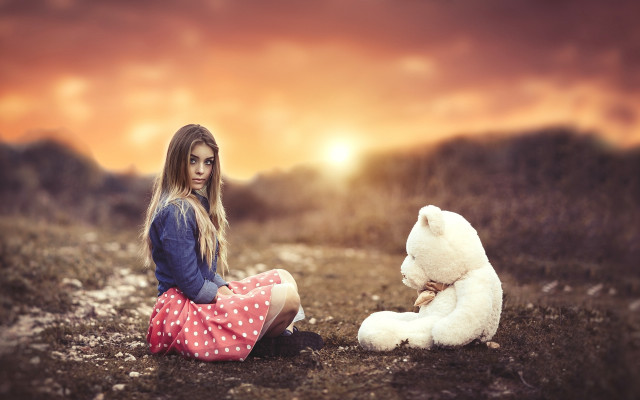Girl teddy bear sunset outdoors free wallpaper for desktop - medium preview image