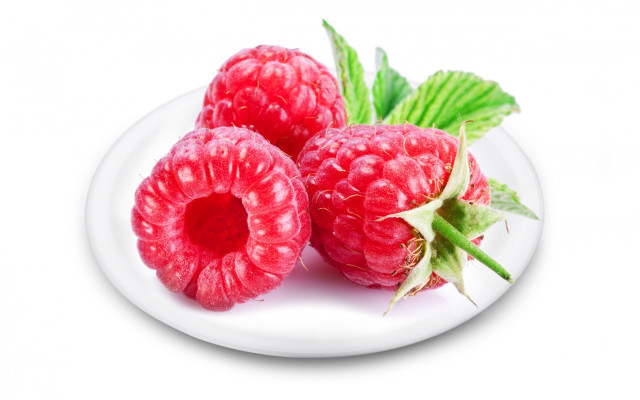 Raspberries white plate green leaves free wallpaper for desktop - medium preview image
