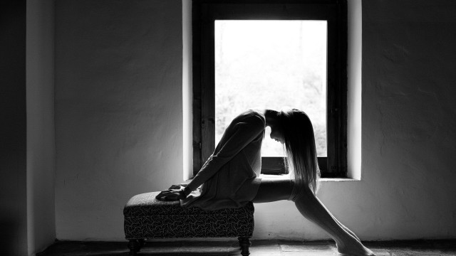 Woman sitting bench window crossed free wallpaper for desktop - medium preview image