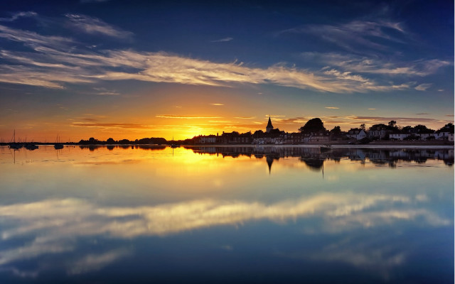 Sunset lake town clouds reflections free wallpaper for desktop - medium preview image