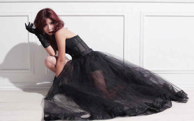 Gothic fashion portrait woman blackdress free wallpaper for desktop - medium preview image