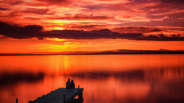 Dusk sunset bridge ocean horizon free wallpaper for desktop - medium preview image