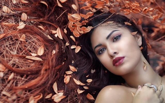 Woman longhair necklace treebranch autumn free wallpaper for desktop - medium preview image