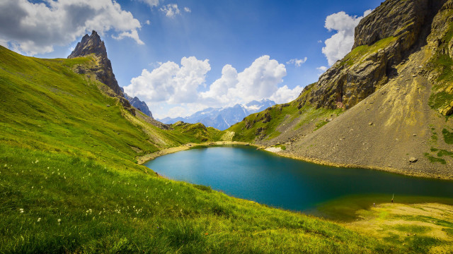 Lake mountains grass sunny clouds #2 free wallpaper for desktop - medium preview image