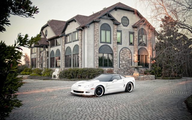 White sports car luxury house free wallpaper for desktop - medium preview image