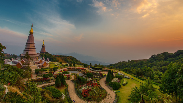 Sunset building garden mountain landscape free wallpaper for desktop - medium preview image