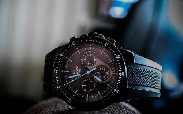 Watch macro minimalist product television free wallpaper for desktop - medium preview image